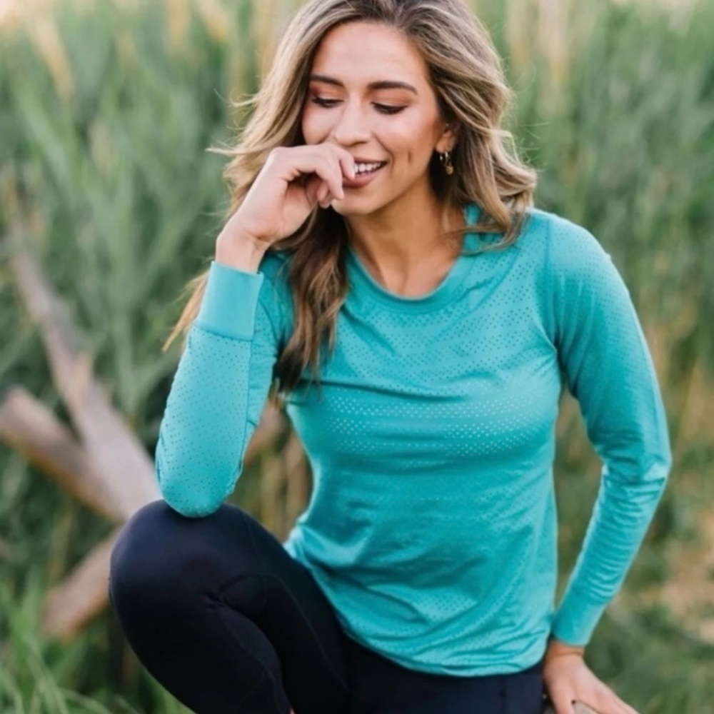 ZYIA Blue Fitted Long Sleeve Tee